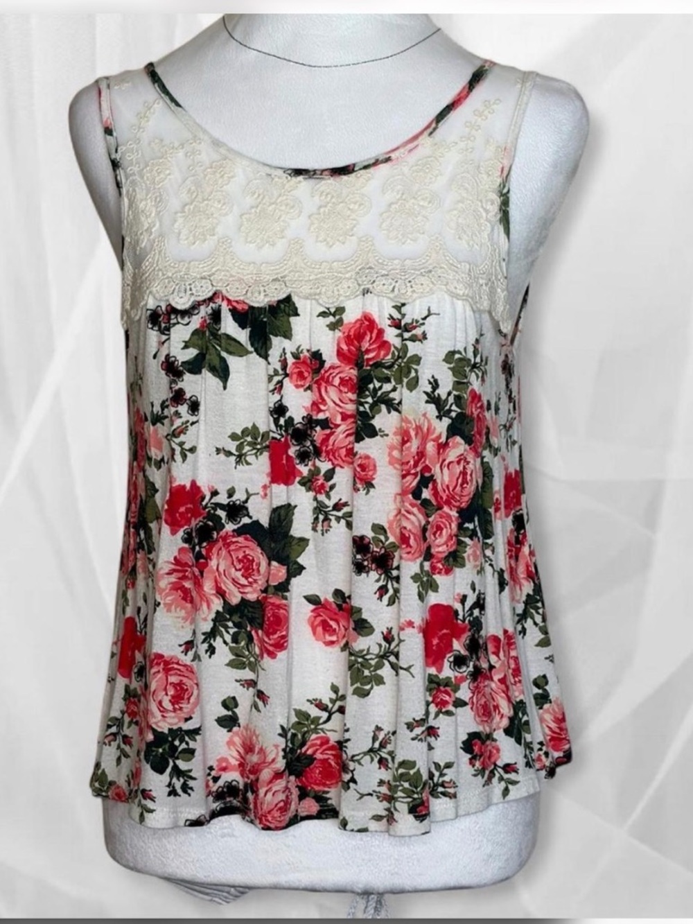Floral Lace Yoke Sleeveless Tank Top - White with Pink Roses